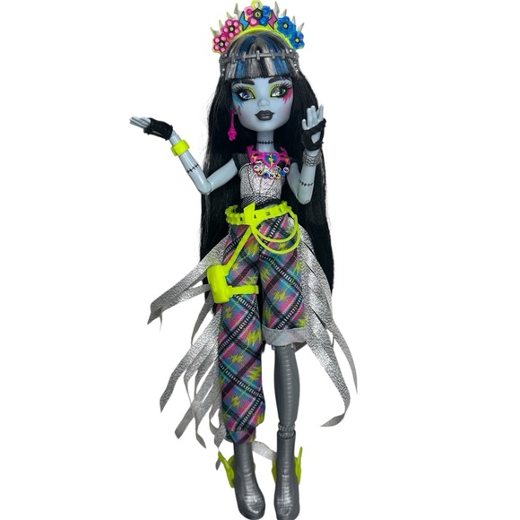 monster high Other - Monster High G3 Monster Fest Frankie Complete W/ Accessories Fashion Doll